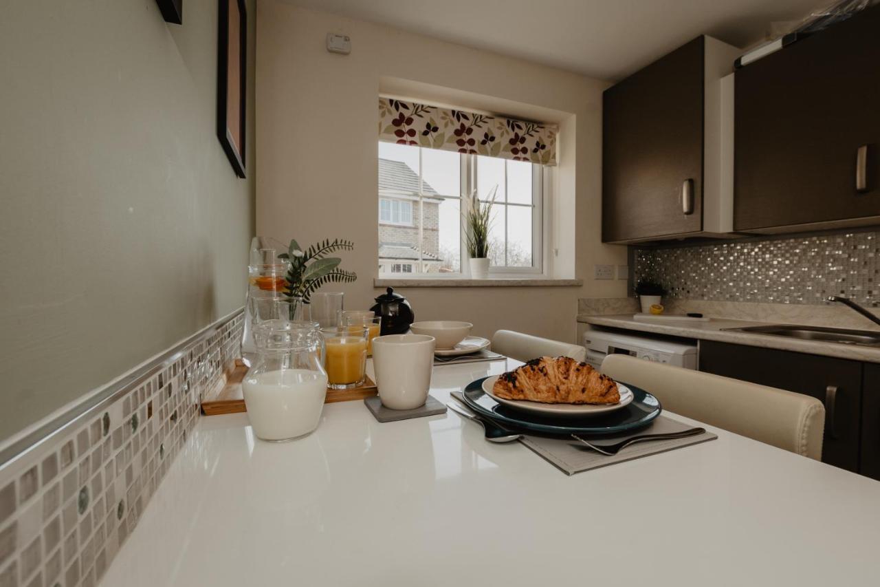 Coyle House, 3 Bed,Corby, Super Kings Or Twins, Driveway, Free Wi-Fi, Corporates Welcome Exteriér fotografie
